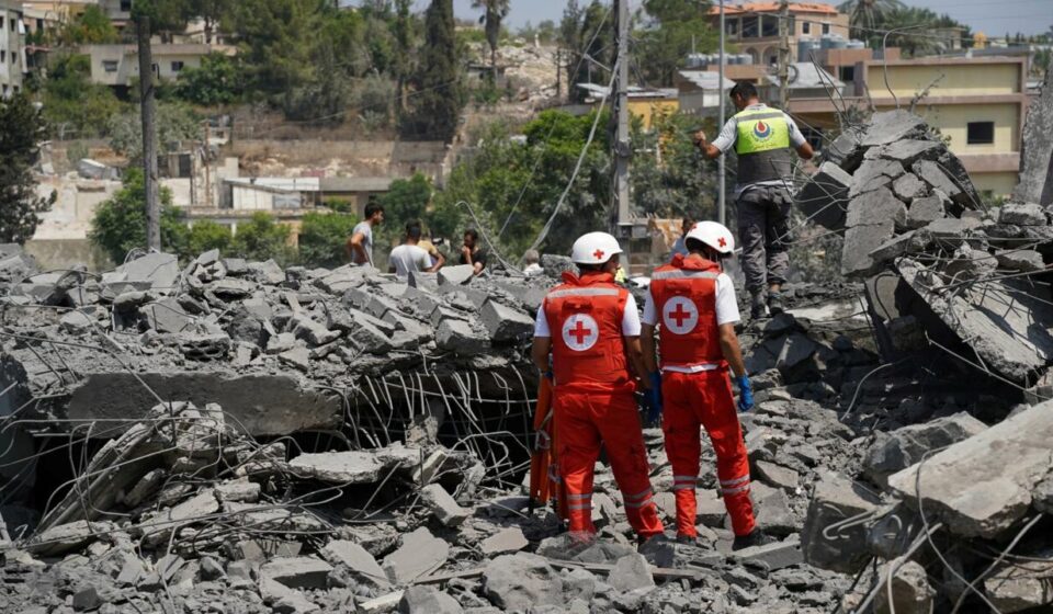 Israeli strikes kill 11 in southern Lebanon, Hezbollah threatens to retaliate