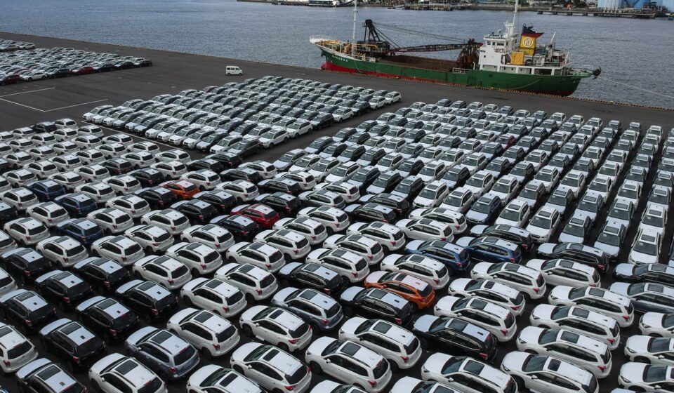 Japanese automakers vulnerable to one-two punch of Iran war, yen rally