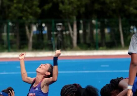 Juegos Centroamericanos: Con zapatillas prestadas, el equipo de hockey sobre césped conquista el oro