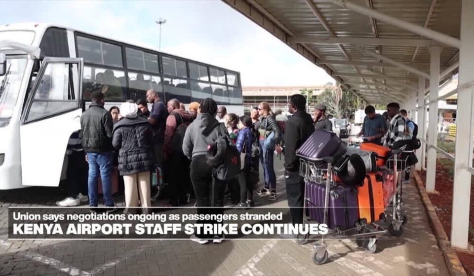 Kenya airport staff strike delays thousands of passengers - Eye on Africa