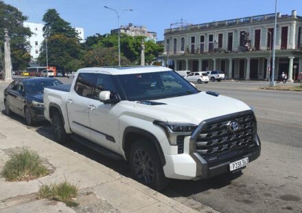 Leyes: El Gobierno cubano flexibiliza la importación de vehículos, sobre todo eléctricos