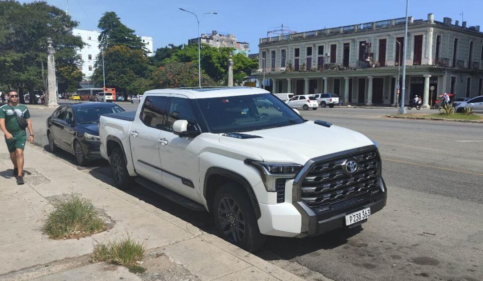 Leyes: El Gobierno cubano flexibiliza la importación de vehículos, sobre todo eléctricos