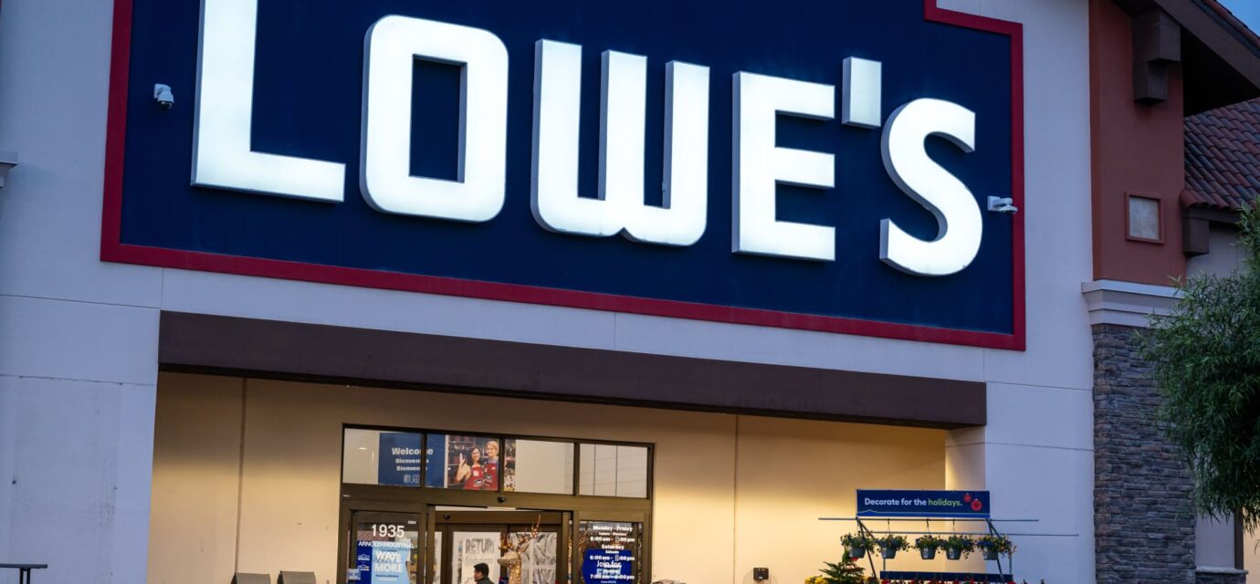 Lowe's (LOW) Q2 2026 earnings