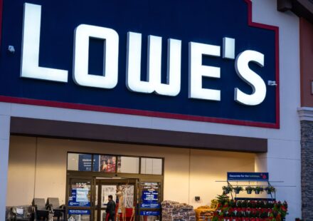 Lowe's (LOW) Q2 2026 earnings