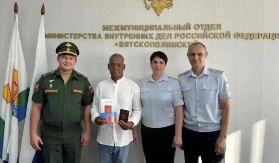Mercenarios: Rusia concede la ciudadanía a un cubano que combatió en Ucrania