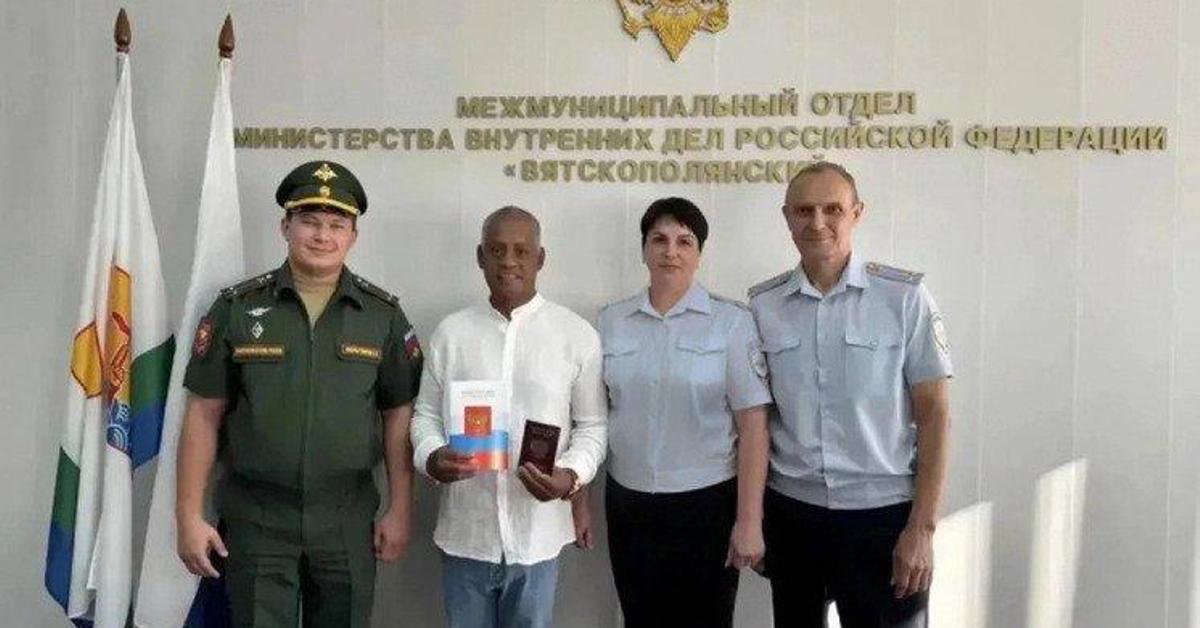 Mercenarios: Rusia concede la ciudadanía a un cubano que combatió en Ucrania