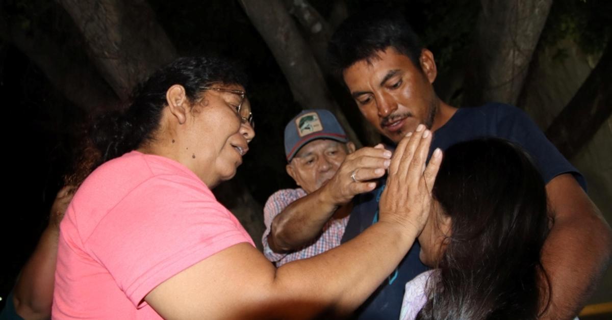 México: Dos pescadores rescatados después de estar 5 días en alta mar