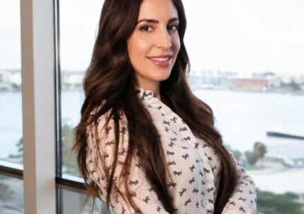 Miami: Hija de un diplomático castrista expulsado de EE UU, bajo custodia del ICE