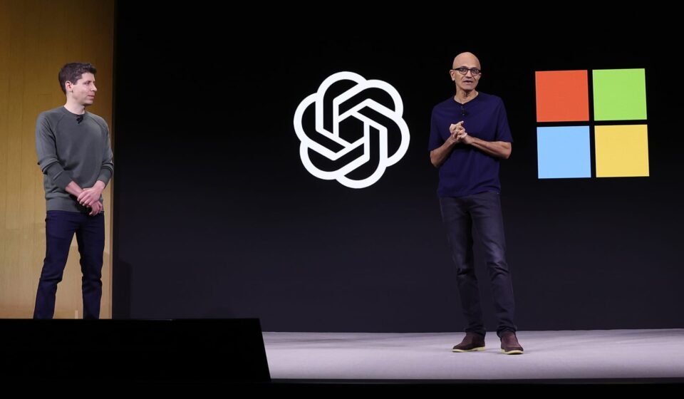 Microsoft Outlook and OpenAI's ChatGPT Work experience outages