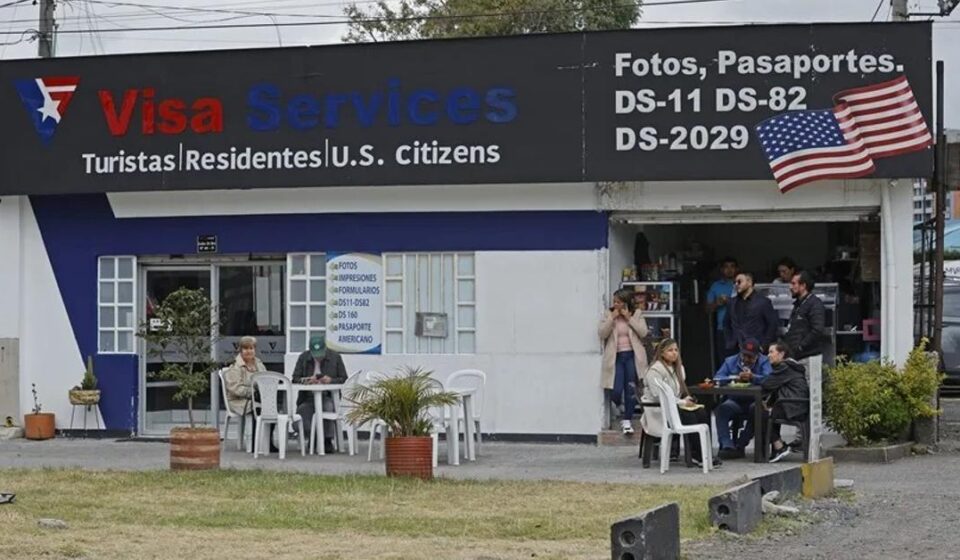 Migración: EE UU revocará cerca de 200.000 visas de turismo y de negocios