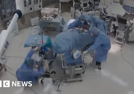 Moment earthquake shakes hospital operating room in Japan