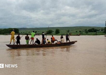 Nigeria boat capsize leaves dozens dead and several missing