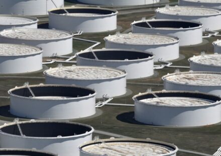 Oil rises as Iran rules out MoU extension, threatens to escalate