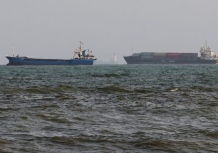 Oil rises over 1% after U.S. forces strike Iran's Larak Island