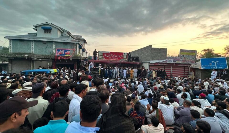Pakistan: Protests continue in Azad Kashmir despite repression and internet blackout