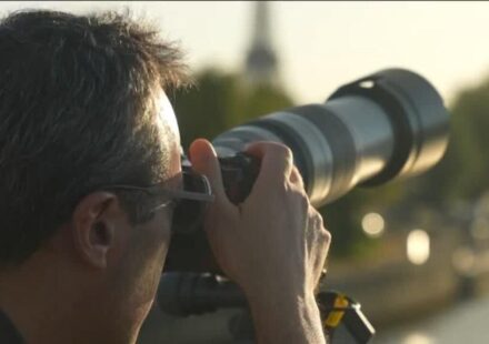 Parisians get ready for the eclipse