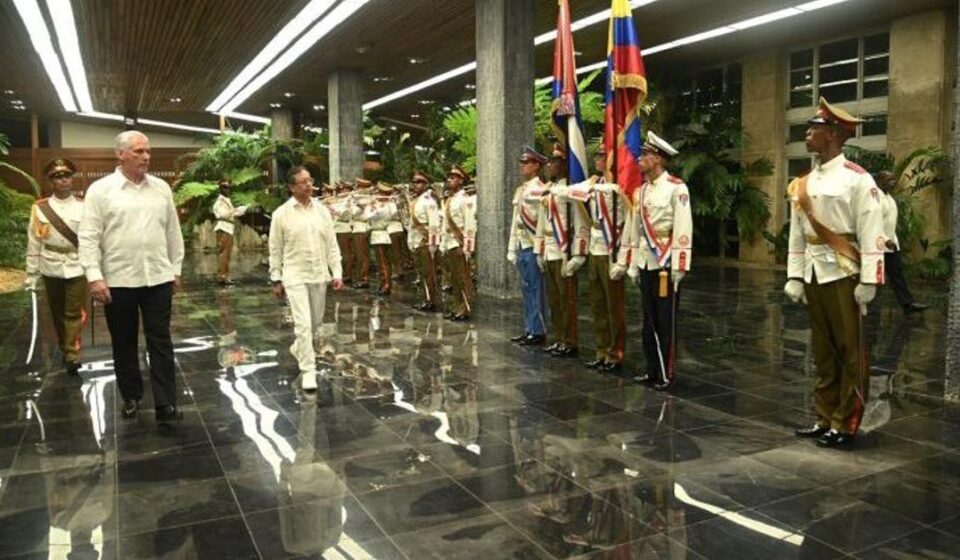 Petro: Petro cambia el desaire de EE UU por una despedida en Cuba