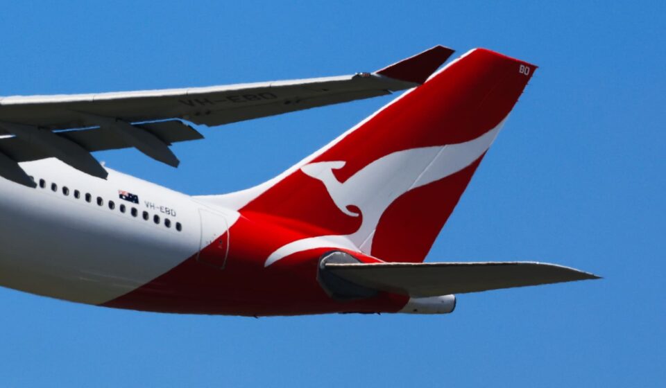 Qantas shares jump on earnings as airline updates business class