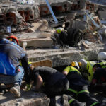 Race to free trapped quake survivor offers hope in Colombia