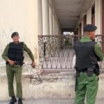 Represión: Despliegan a militares en los puntos señalados por los asaltos en Guanabacoa