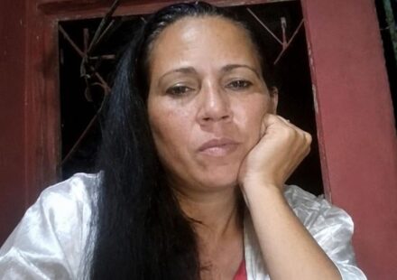 Represión: Excarcelada una activista detenida por culpar a Díaz-Canel de un apagón