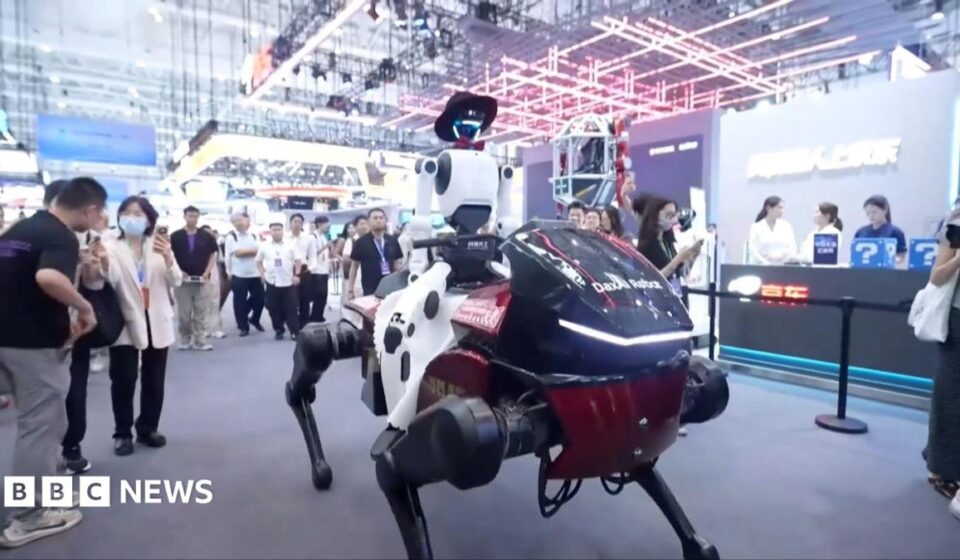 Robot horse and rider steal the show at Chinese conference