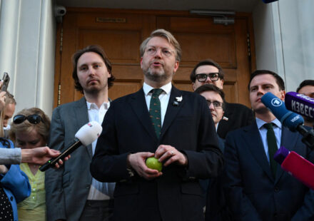 Russia bars only anti-war party 'Yabloko' from September parliamentary elections
