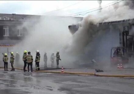 Russian strikes hit homes, warehouse, shopping mall across Ukraine