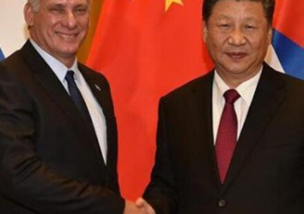 Sanciones: China dice que cooperación con Cuba es "abierta y legítima"
