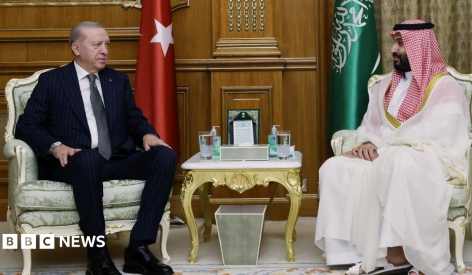 Saudi Arabia, Turkey and Pakistan sign defence agreement