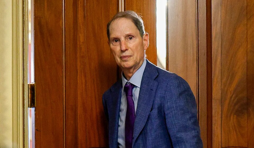 Sen. Ron Wyden proposes new tax on data centers and cloud computing