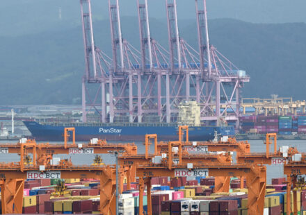 South Korea to send first container ship through Arctic route