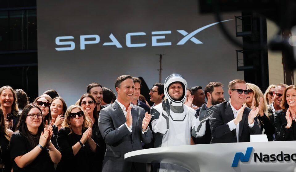 SpaceX passed a key test Thursday. Sophisticated traders bet the bottom is in