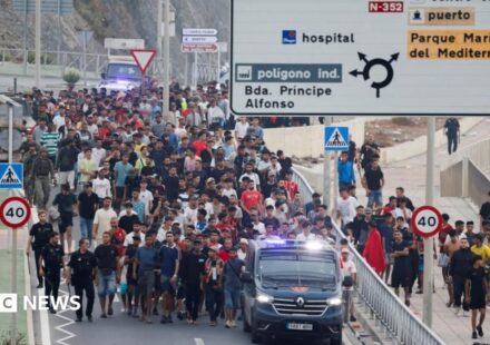 Spain attacks 'selfish' response of some EU countries to Ceuta migrant crossings