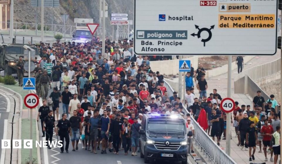 Spain attacks 'selfish' response of some EU countries to Ceuta migrant crossings
