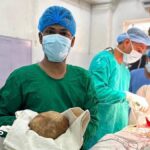 Sri Lanka: Doctors remove 3.1kg stone from man's bladder