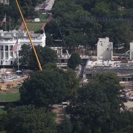 Supreme Court allows Trump's White House ballroom construction for now