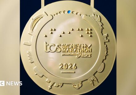 Sydney Marathon medal wrongly features Munich stadium