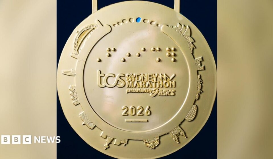 Sydney Marathon medal wrongly features Munich stadium