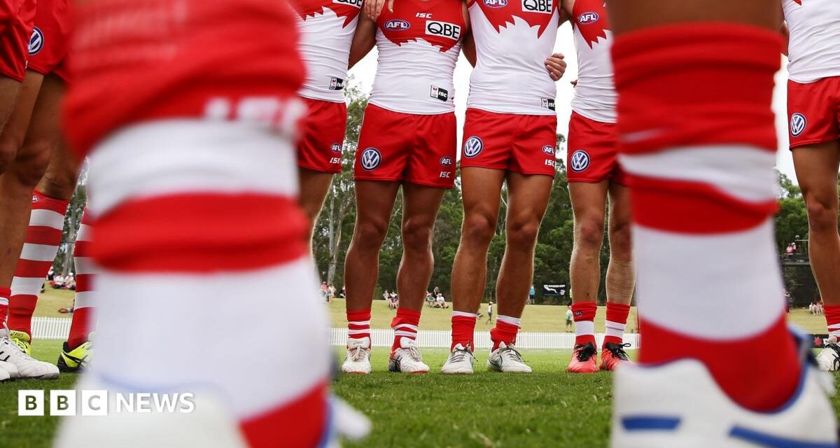 Sydney Swans: Aussie rules players referred to police as detectives investigate sexual assault