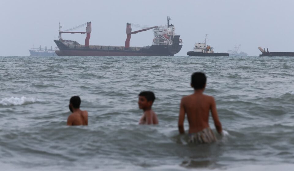 Tanker attack tests Trump’s claim that Hormuz is a 'functioning strait'