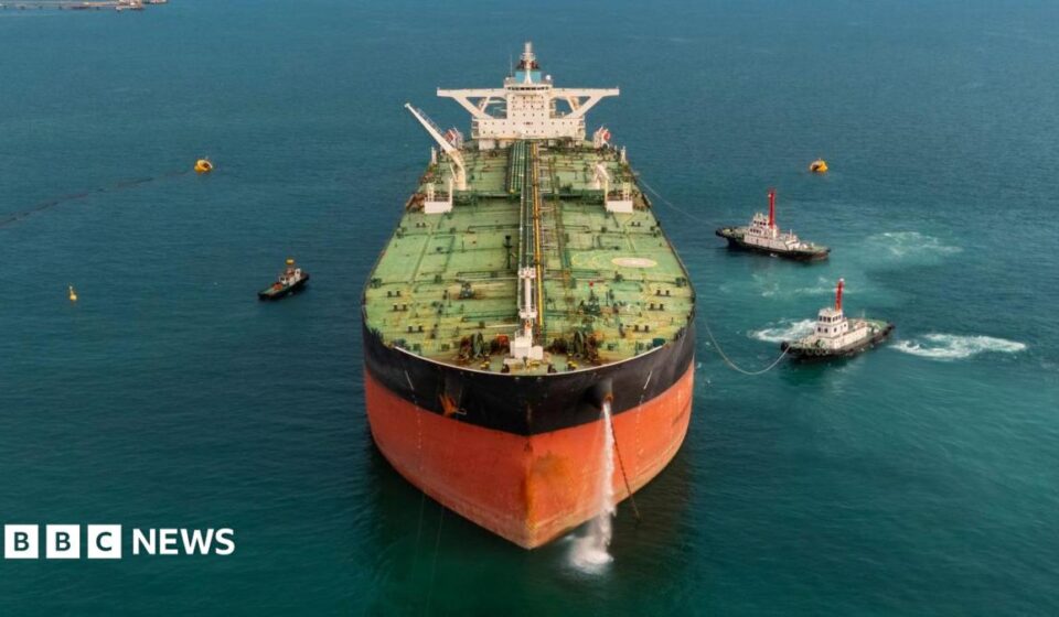 Threat to oil tankers in Middle East worst since start of Iran war, analysts say