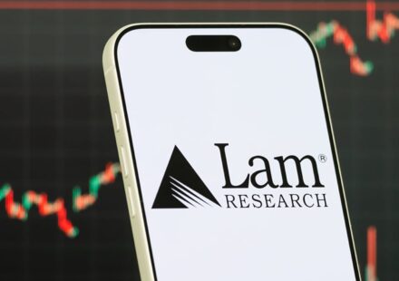 Top analysts like these 3 stocks for their solid growth potential