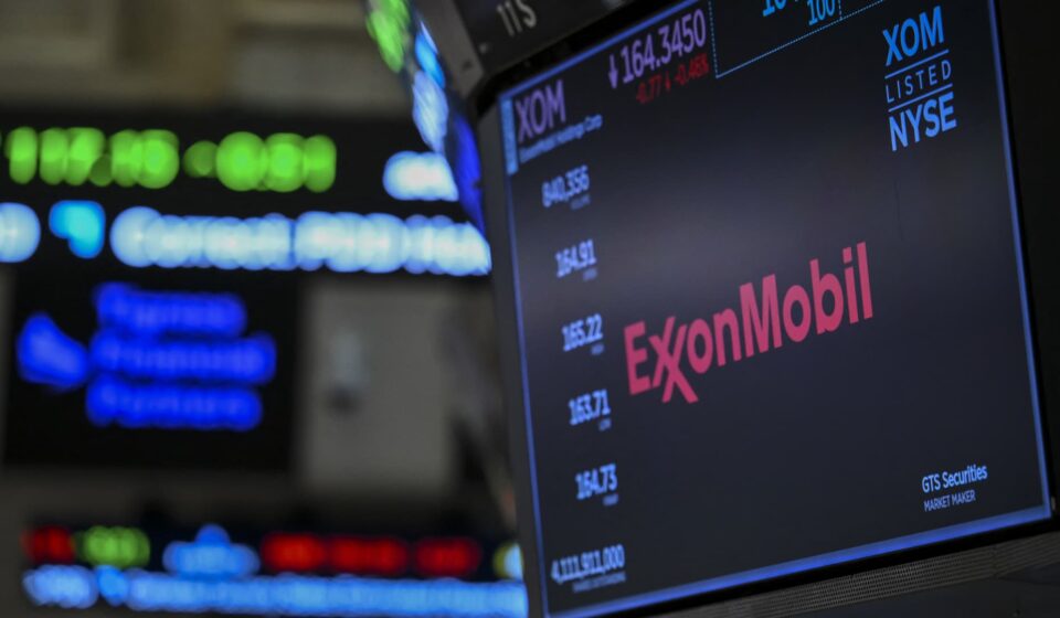 Top analysts suggest these dividend stocks for consistent income