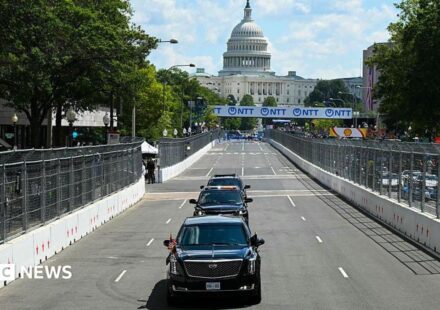 Trump arrives at high-speed IndyCar race through Washington's streets