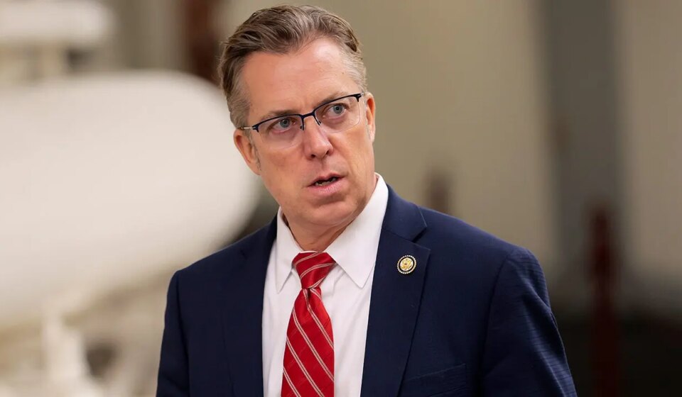 Trump-backed incumbent ousted as GOP redraw reshapes battle for House