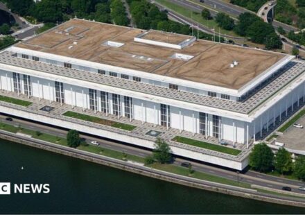 Trump officials threaten Kennedy Center demolition if court blocks renovations