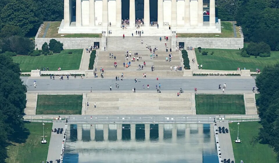 Trump posts NPS witness account alleging Reflecting Pool vandalism