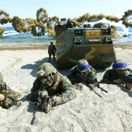 Trump scales back South Korea drills to lure Kim Jong Un to talks