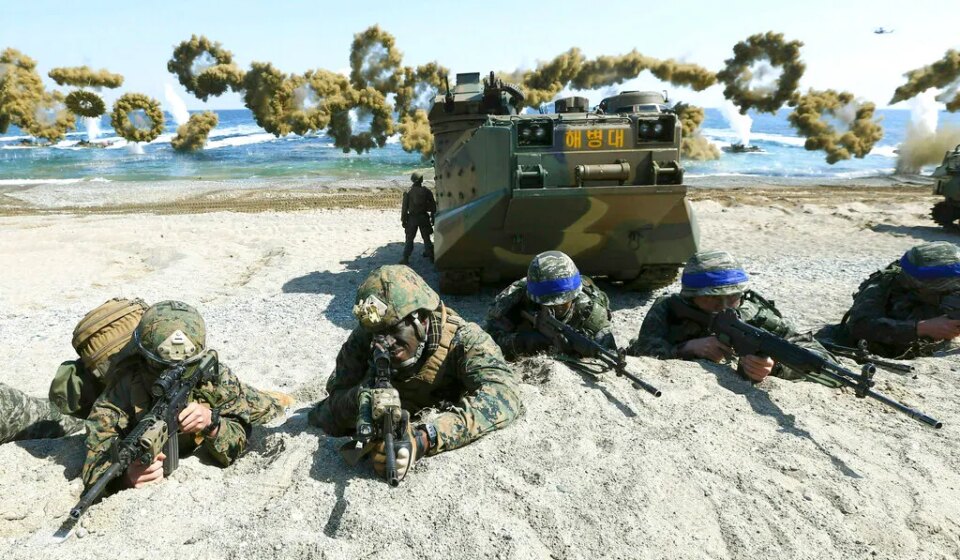 Trump scales back South Korea drills to lure Kim Jong Un to talks